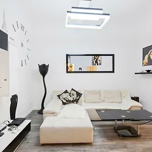 https://carpe-diem-arno-apartment.it-tuscanyhotel.com